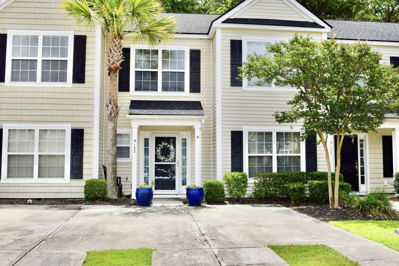 9122 Maple Grove Drive Photo 1