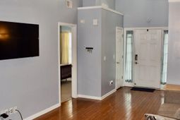 9122 Maple Grove Drive photo 4