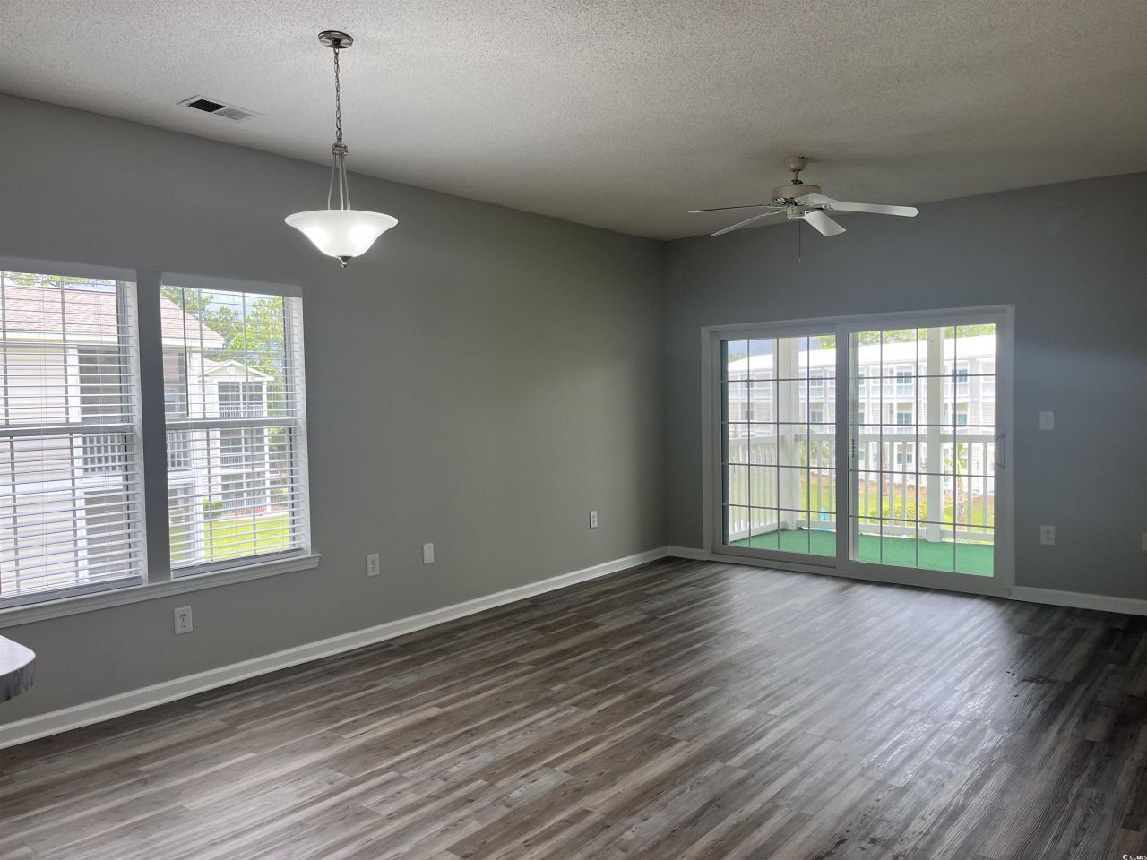 2498 Coastline Ct. Photo 10