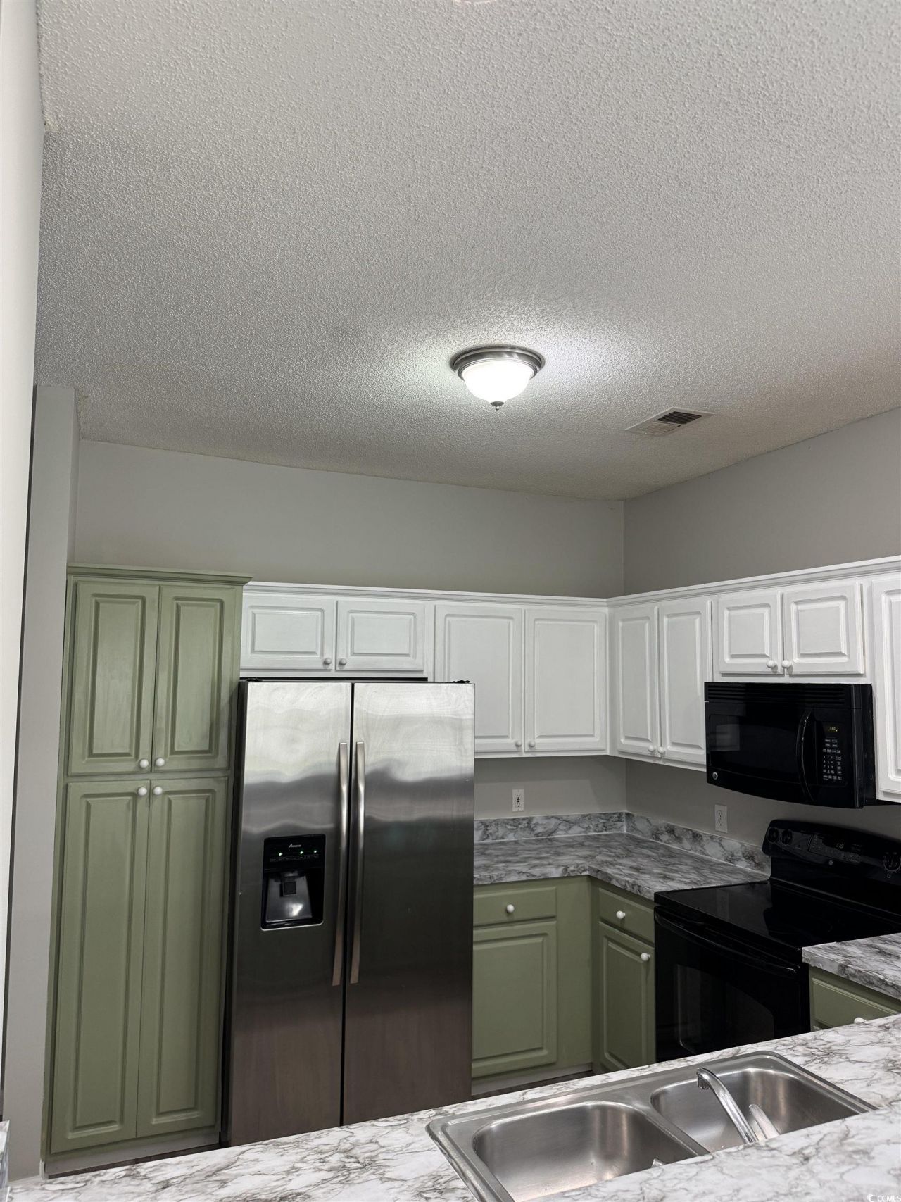 2498 Coastline Ct. Photo 8