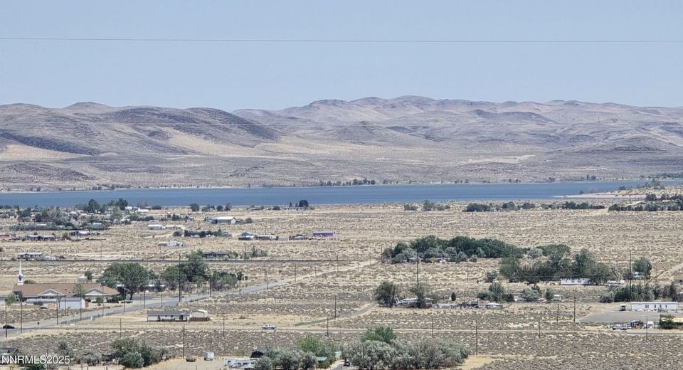 5710 Peek Avenue, Silver Springs, NV 89429 Photo