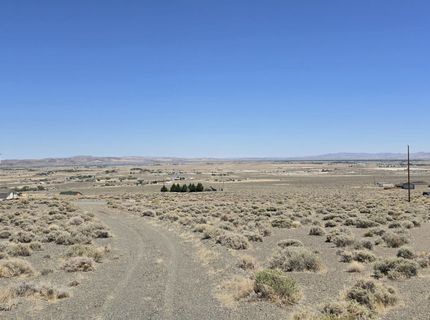 5710 Peek Avenue, Silver Springs, NV 89429 Photo