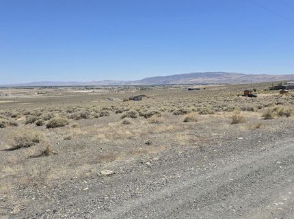 5710 Peek Avenue, Silver Springs, NV 89429 Photo