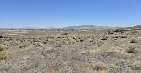 5710 Peek Avenue, Silver Springs, NV 89429 Photo