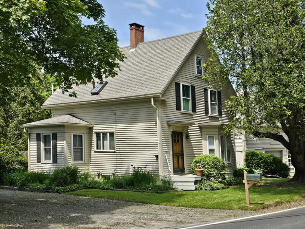 2593 Bristol Road, Bristol, ME 04554 Main Photo