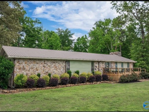 418 2nd Avenue NW, Fyffe, AL 35971