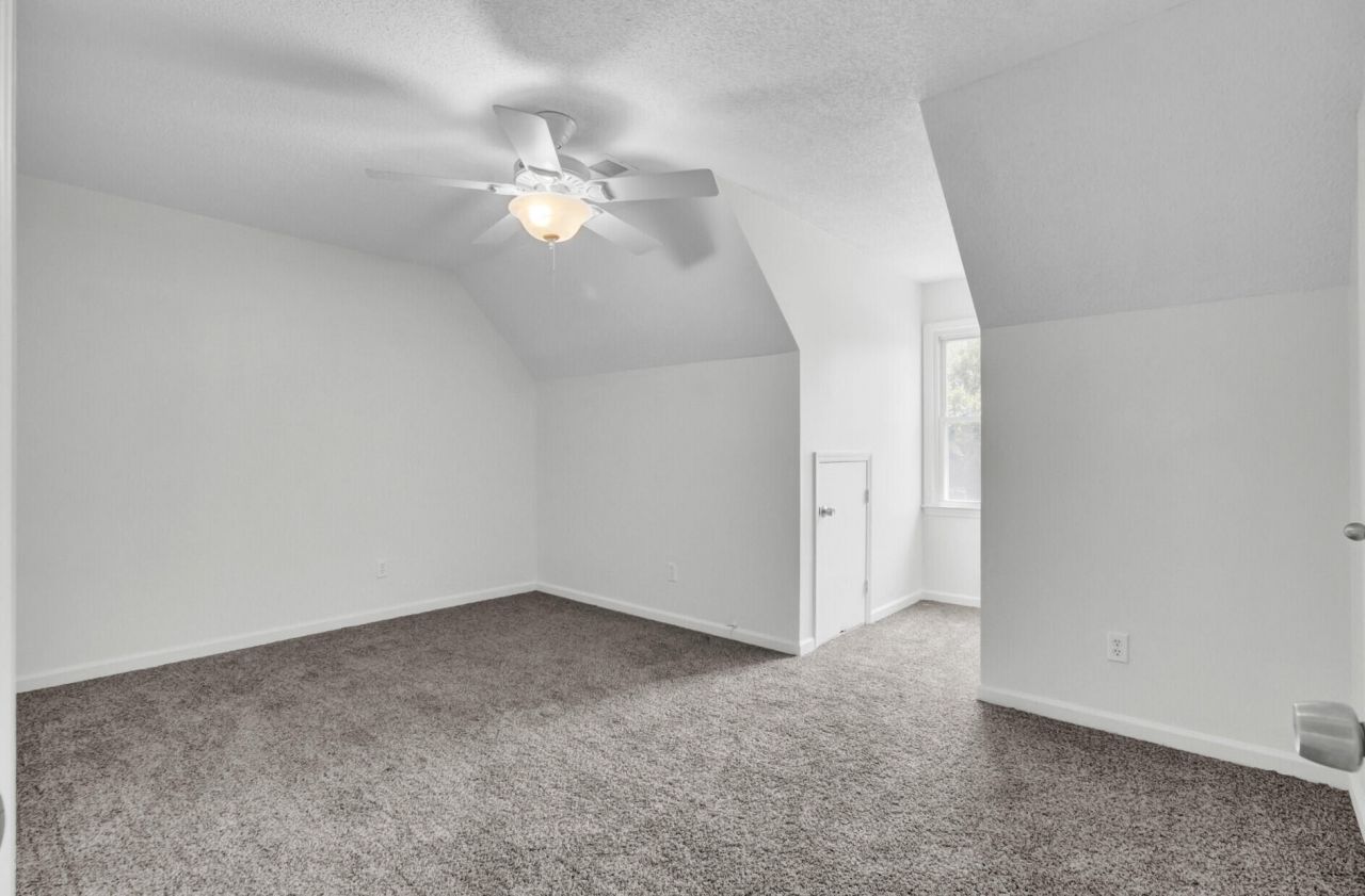 101 Limerick Circle Photo 18