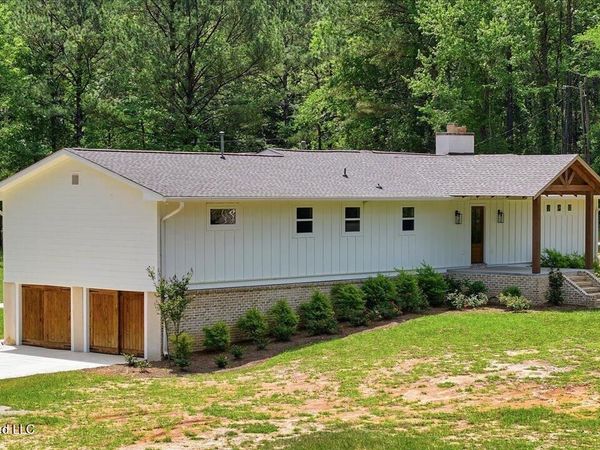 2794 Simpson Hwy 13, Mendenhall, MS 39114