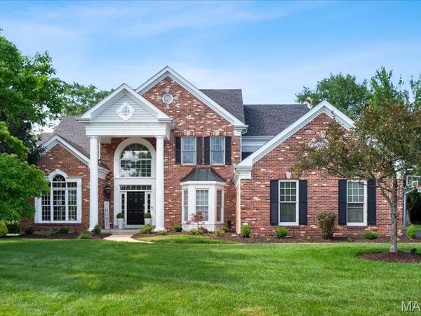 731 Kraffel Lane, Chesterfield, MO 63017