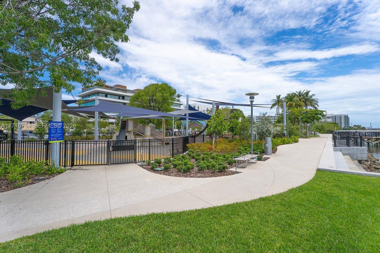 1670 Lincoln Ct, Unit 6B, Miami Beach, FL 33139 Photo