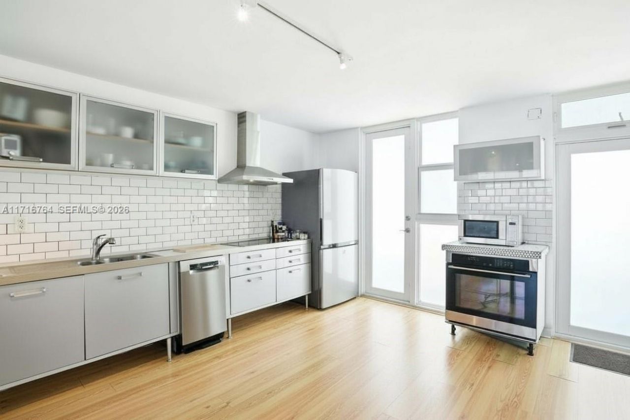 1670 Lincoln Ct, Unit 6B, Miami Beach, FL 33139 Photo