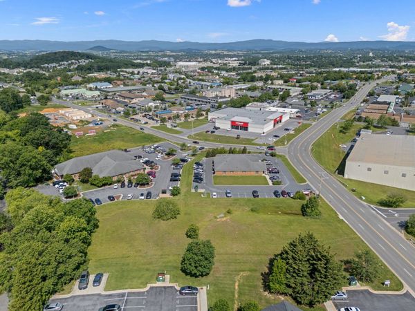 2205 EVELYN BYRD AVE, HARRISONBURG, VA 22801