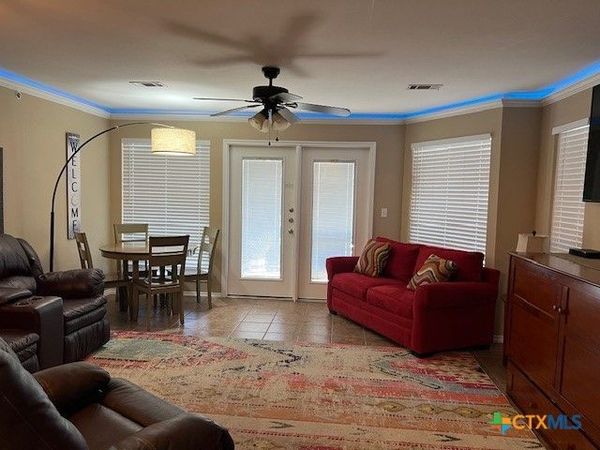 730 E Mather Street, Unit K203, New Braunfels, TX 78130