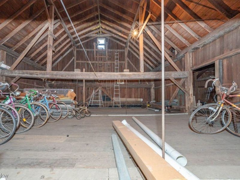 14236 W Akron Canfield Road, Berlin Center, OH 44401 Photo 31