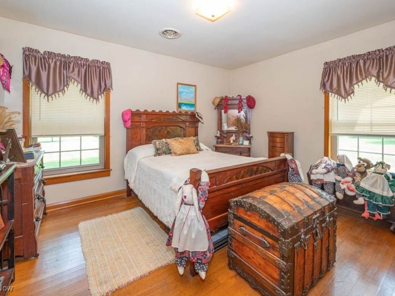 14236 W Akron Canfield Road, Berlin Center, OH 44401 Photo 8