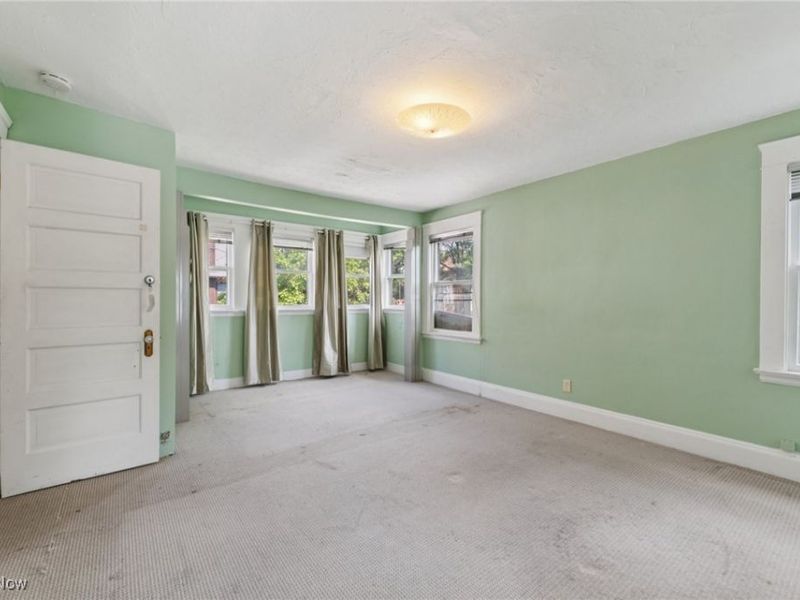 12610 Larchmere Avenue, Cleveland, OH 44120 Photo 20