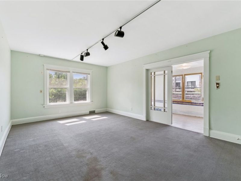 12610 Larchmere Avenue, Cleveland, OH 44120 Photo 26