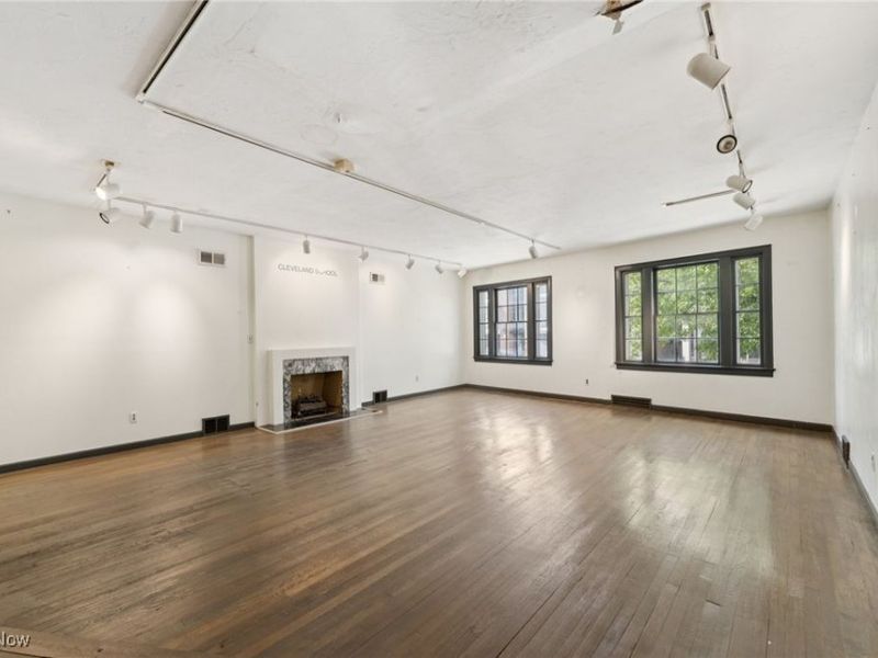 12610 Larchmere Avenue, Cleveland, OH 44120 Photo 5