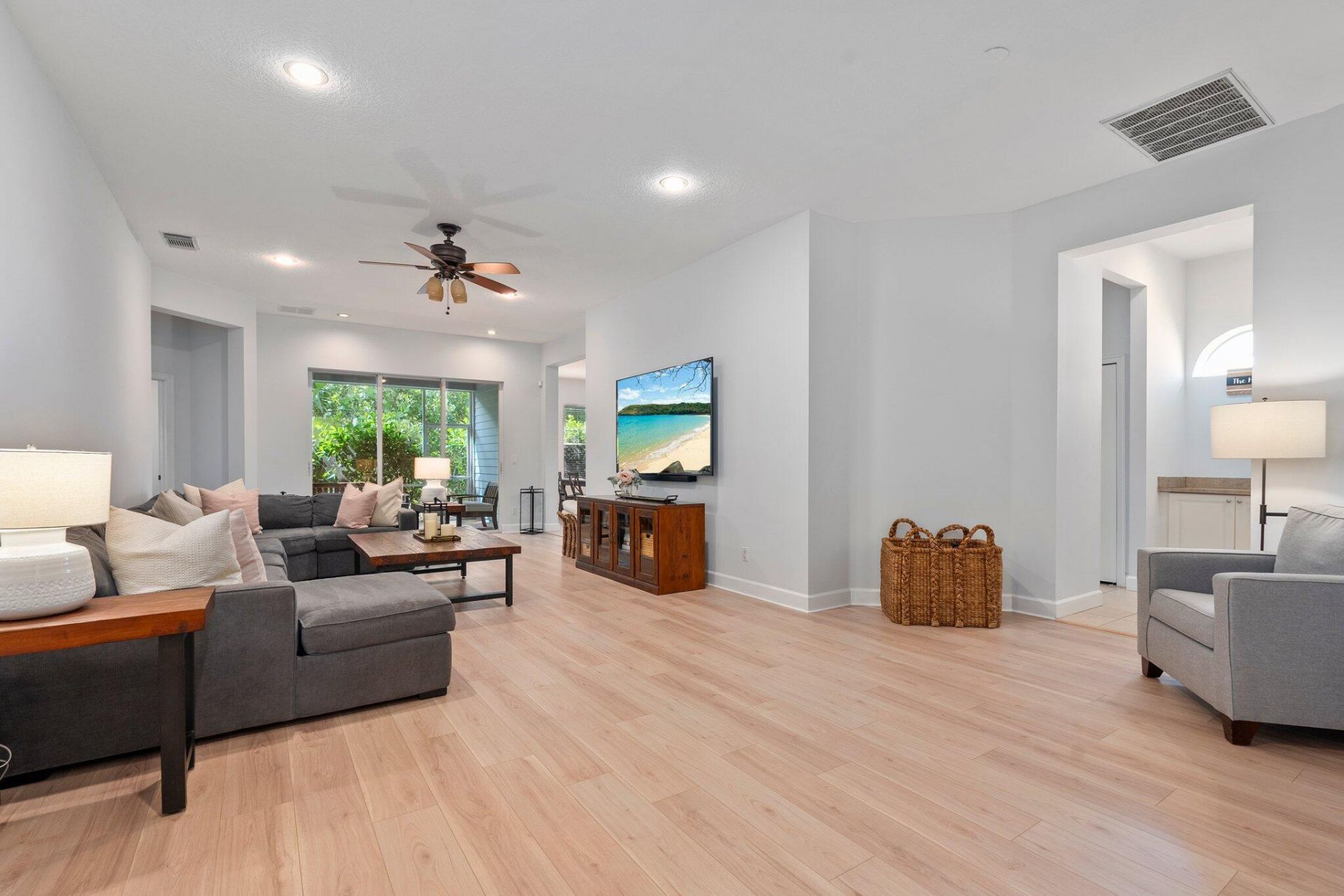 616 NE Canoe Park Circle, Port Saint Lucie, FL 34983 Photo