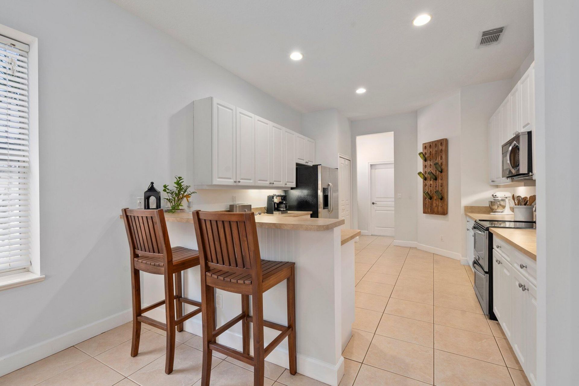 616 NE Canoe Park Circle, Port Saint Lucie, FL 34983 Photo