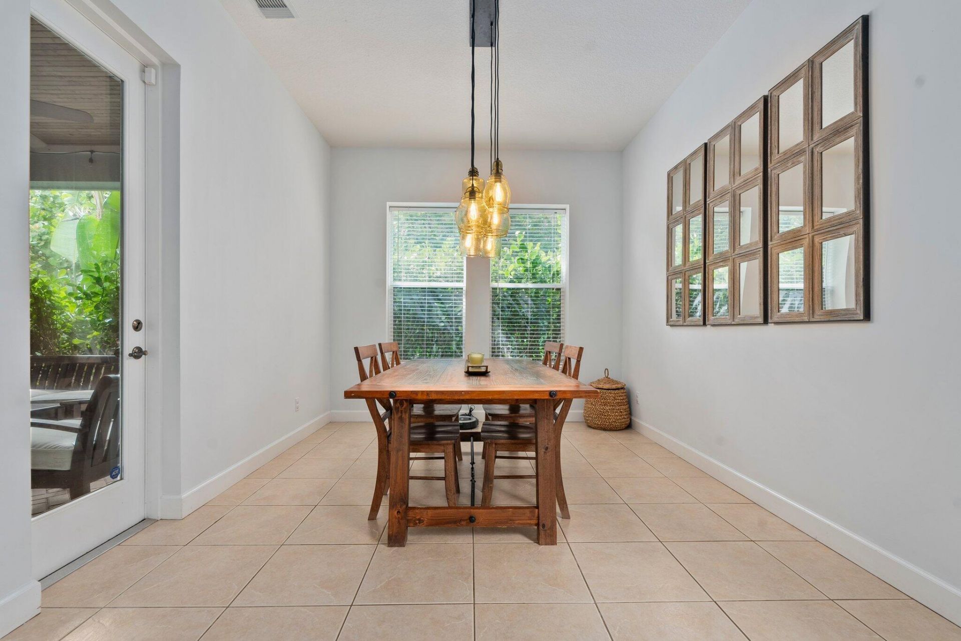 616 NE Canoe Park Circle, Port Saint Lucie, FL 34983 Photo