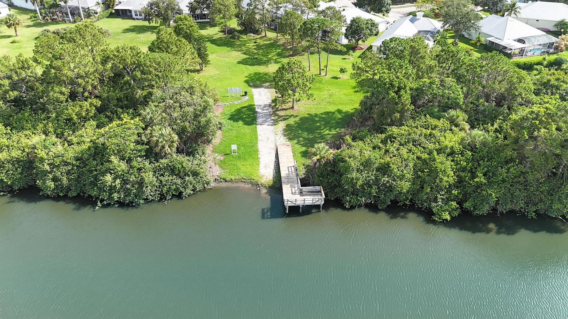 616 NE Canoe Park Circle, Port Saint Lucie, FL 34983 Photo