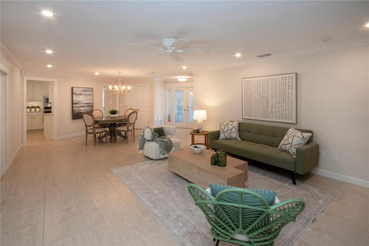 483 Partridge Circle, Sarasota, FL 34236 Photo