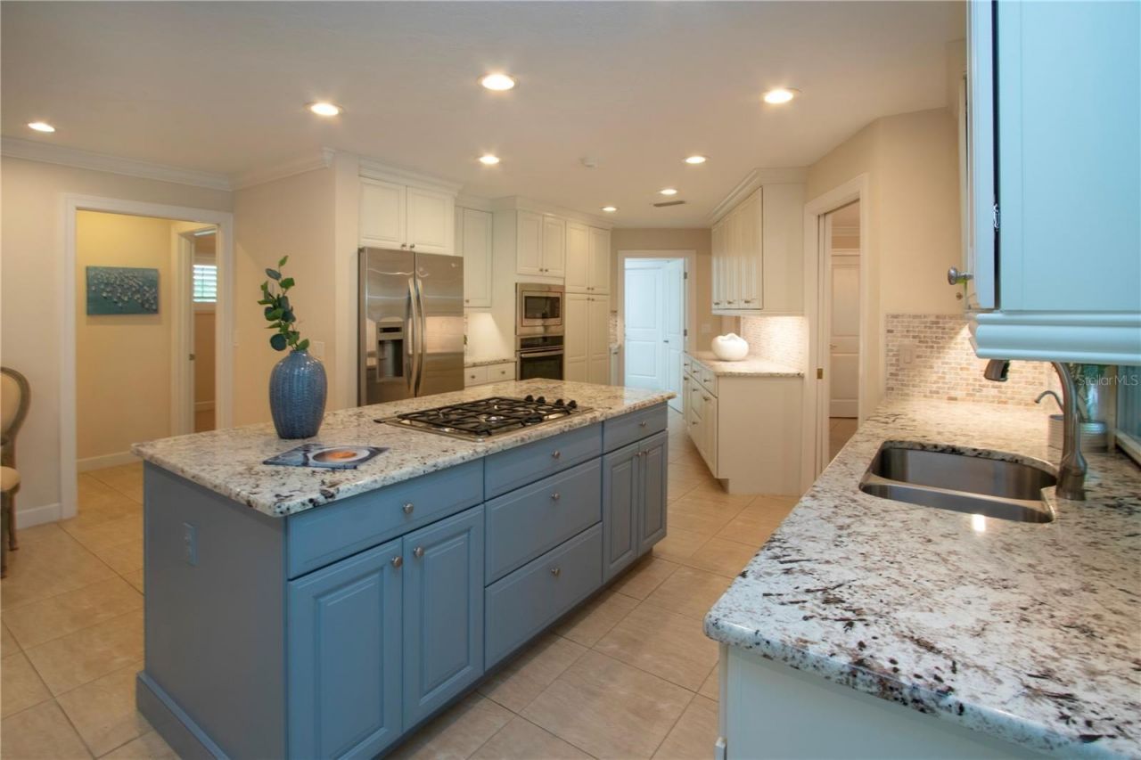 483 Partridge Circle, Sarasota, FL 34236 Photo