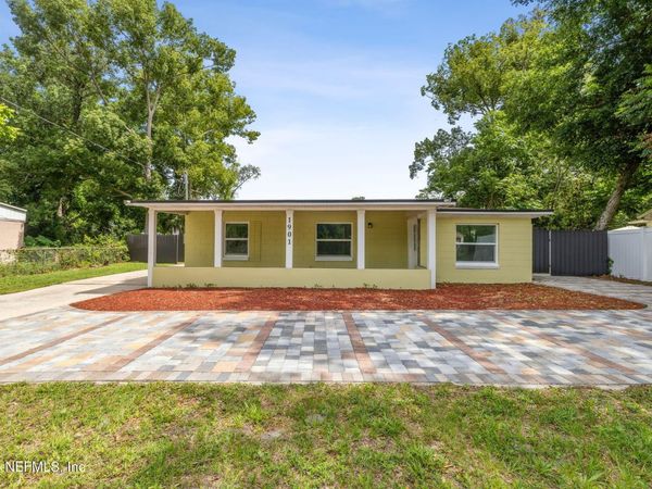 1901 FOREST HILLS Road, Jacksonville, FL 32208