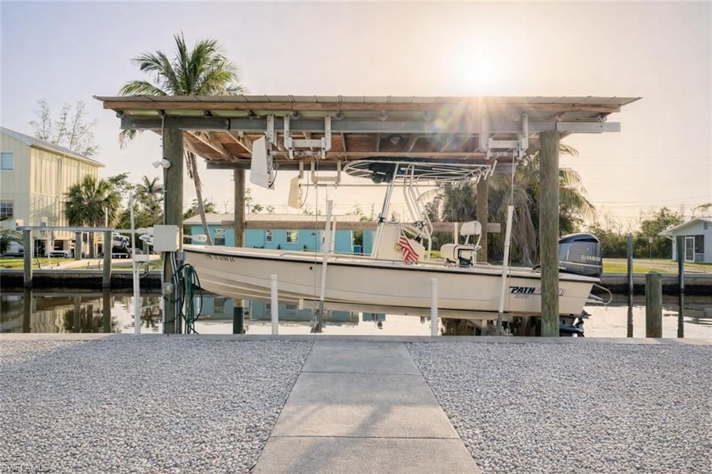 16341 Porto Bello St, Bokeelia, FL 33922 Photo