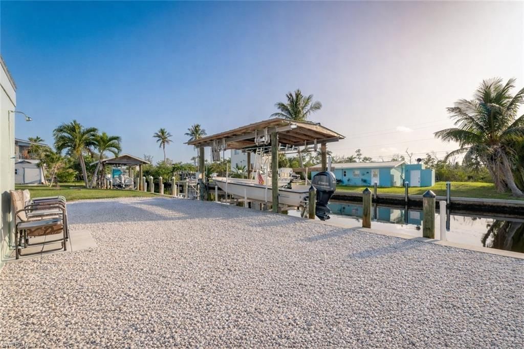 16341 Porto Bello St, Bokeelia, FL 33922 Photo