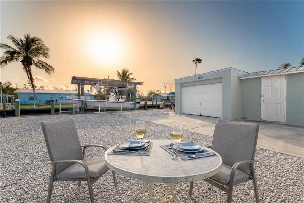 16341 Porto Bello St, Bokeelia, FL 33922 Photo