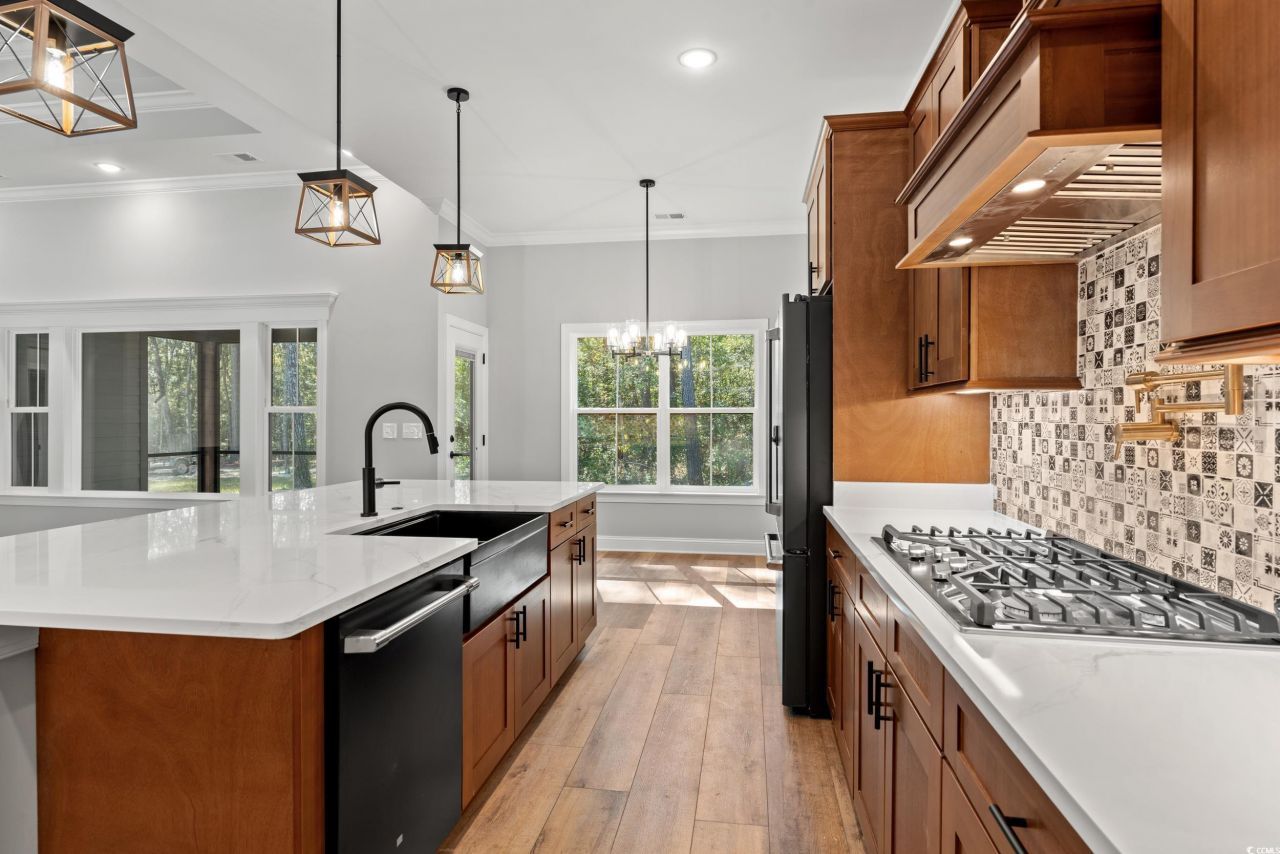 8016 Old Reaves Ferry Rd. Photo 10