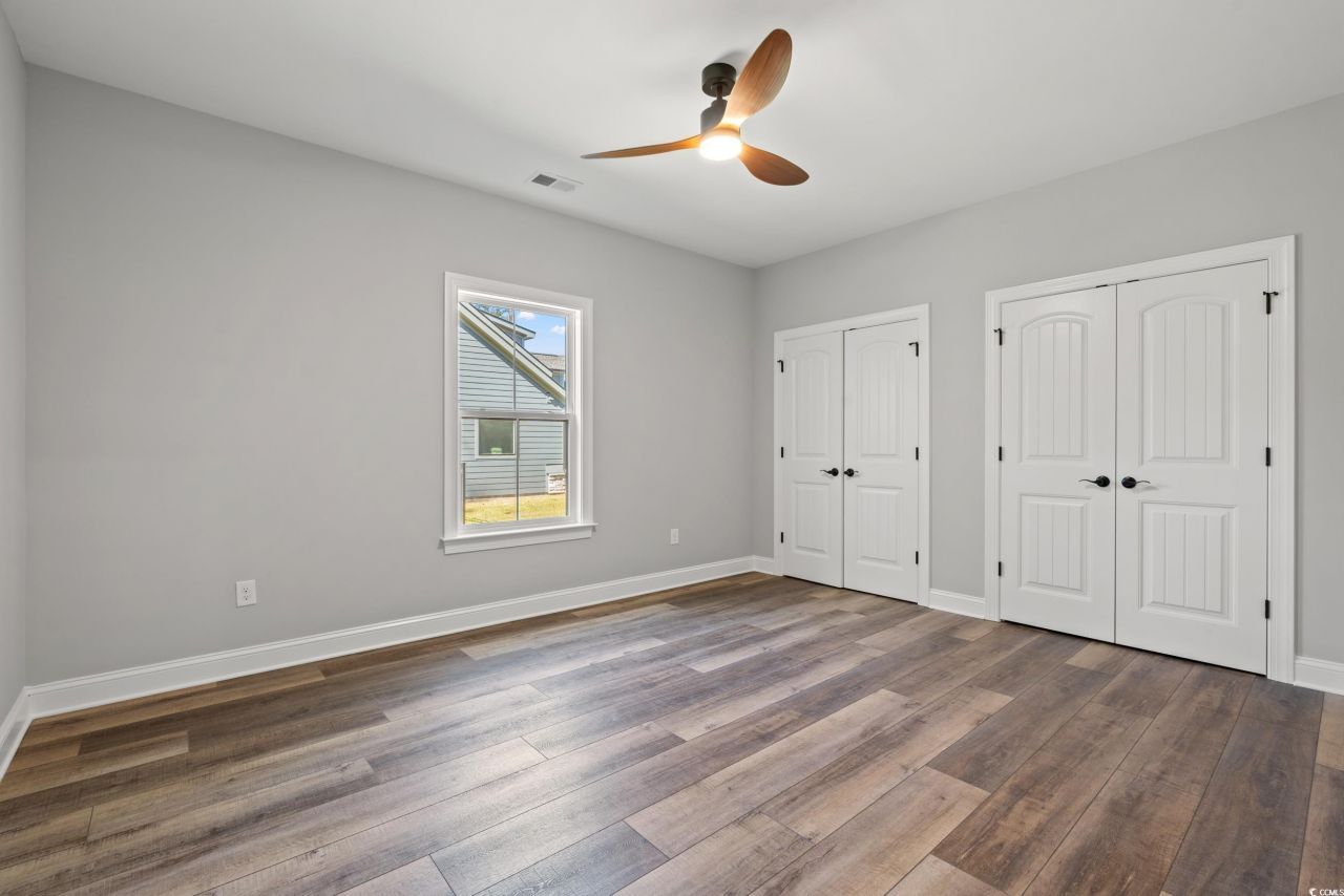 8016 Old Reaves Ferry Rd. Photo 17