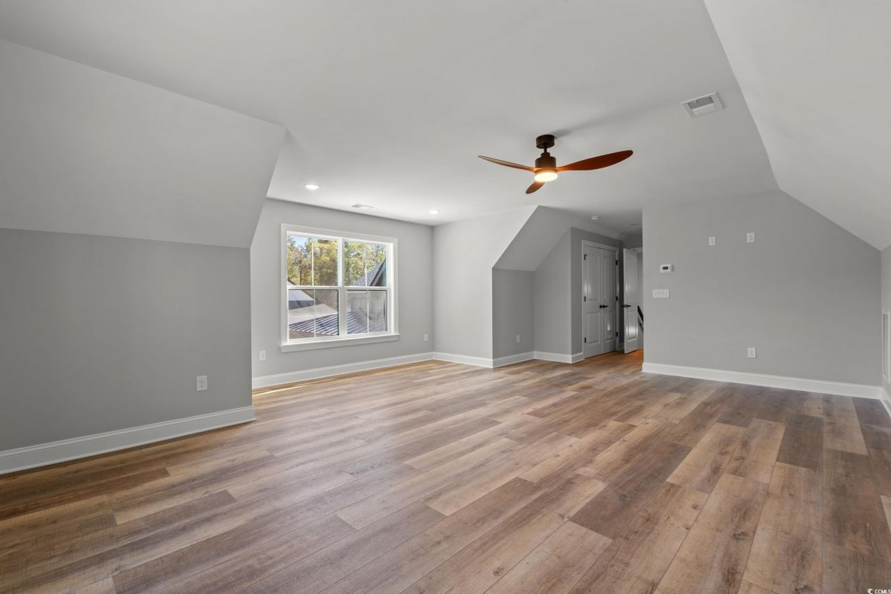 8016 Old Reaves Ferry Rd. Photo 23