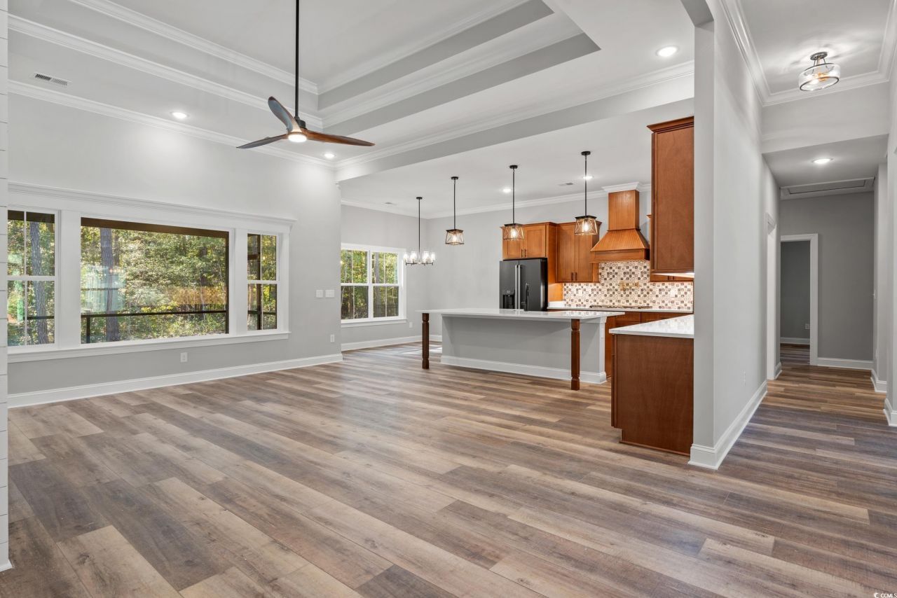 8016 Old Reaves Ferry Rd. Photo 5