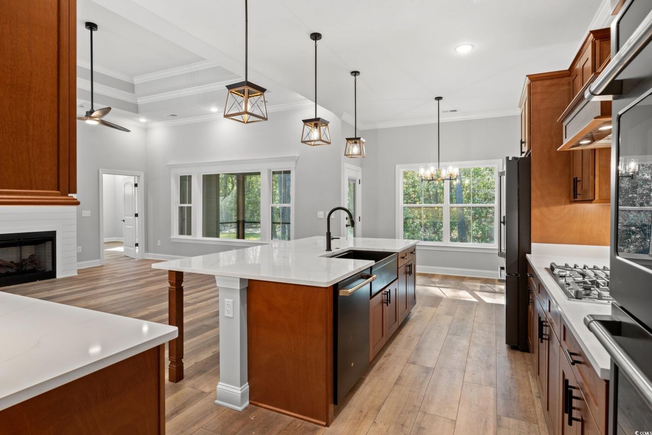 8016 Old Reaves Ferry Rd. Photo 7