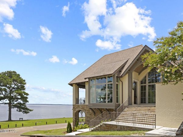 150 Old Trace Road, Madison, MS 39110