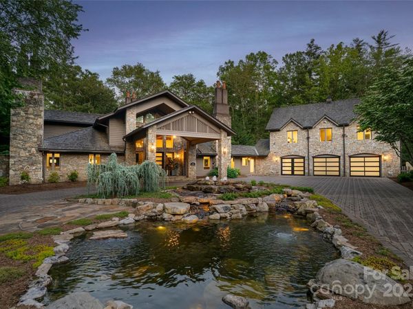 268 Holly Arbor Lane, Asheville, NC 28803
