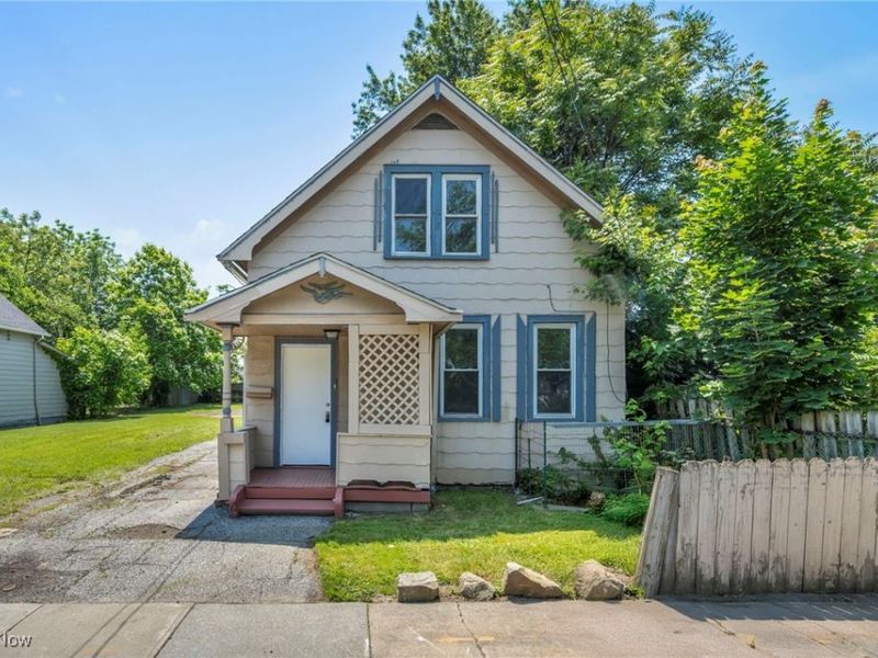 4571 Sackett Avenue, Cleveland, OH 44109 Photo 1