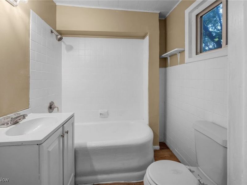 4571 Sackett Avenue, Cleveland, OH 44109 Photo 14