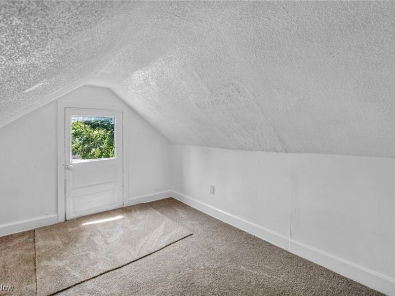 4571 Sackett Avenue, Cleveland, OH 44109 Photo 17