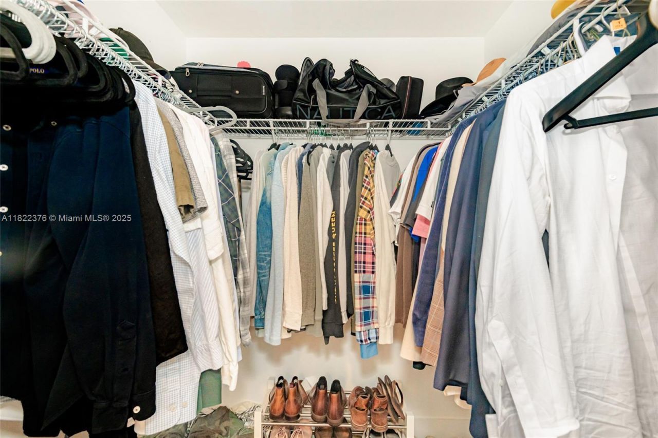 300 S Biscayne Blvd, Unit T-2612, Miami, FL 33131 Photo