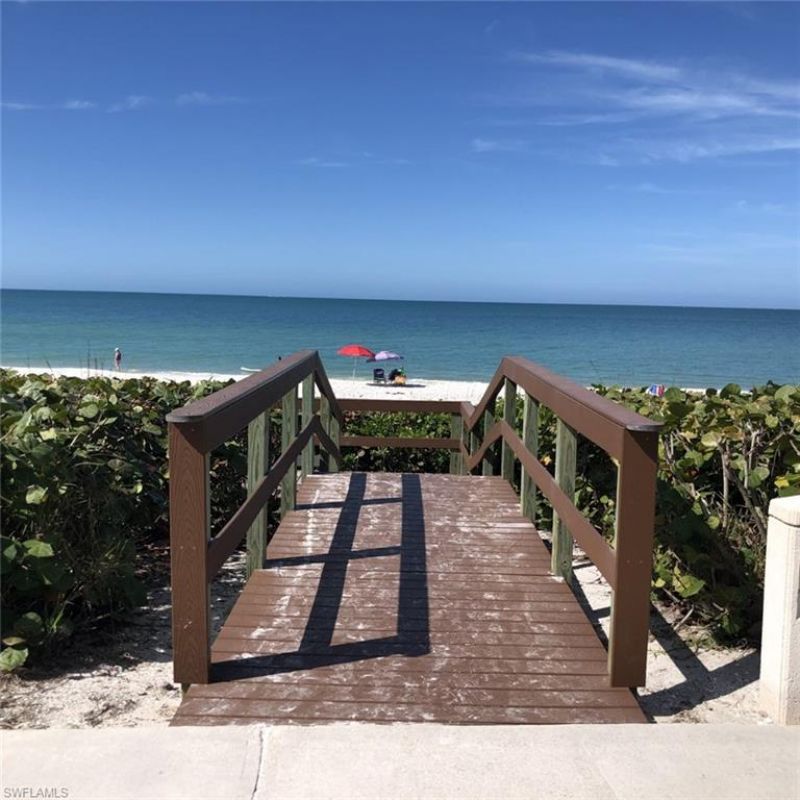 4551 Gulf Shore Blvd N, Unit 1606, Naples, FL 34103 Photo