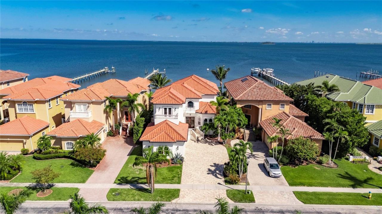 6418 Bright Bay Court, Apollo Beach, FL 33572 Photo