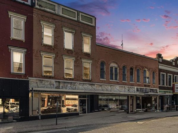 42 N Main Street, Three Rivers, MI 49093