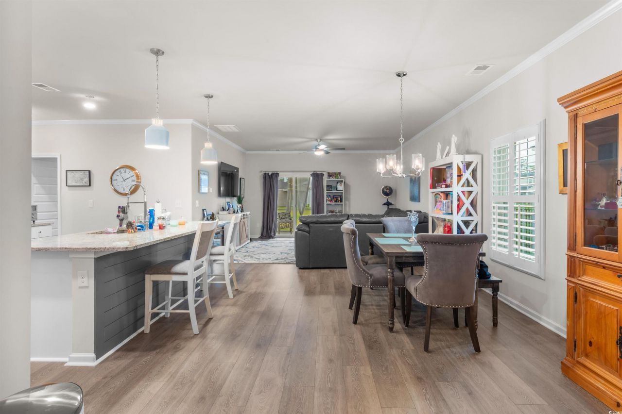 1078 Saltgrass Way Photo 7