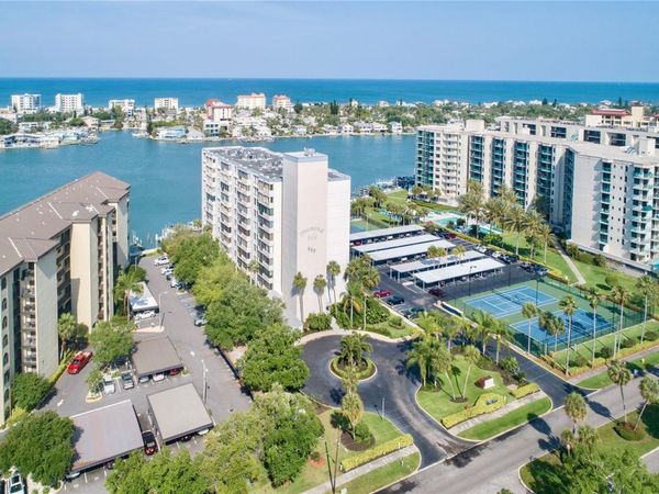 660 ISLAND WAY #206, Unit 206, CLEARWATER, FL 33767