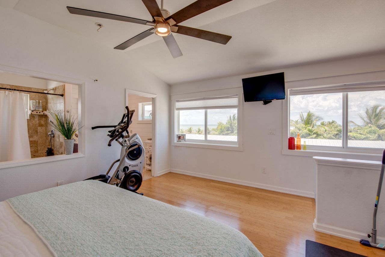 930 80th Street, Marathon, FL 33050 Photo