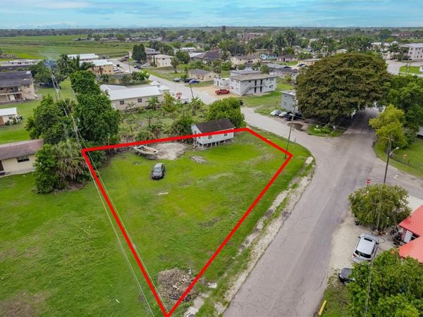 601 SW 6TH STREET, BELLE GLADE, FL 33430